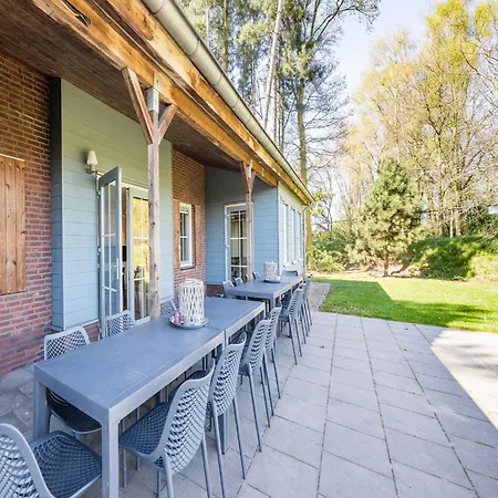 Luxurious With 5 Bathroom, With A Bath, Near A Reserve