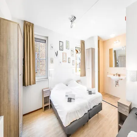 Luxurious With 5 Bathroom, With A Bath, Near A Reserve Villa *