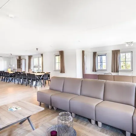 Luxurious With 5 Bathroom, With A Bath, Near A Reserve Weert